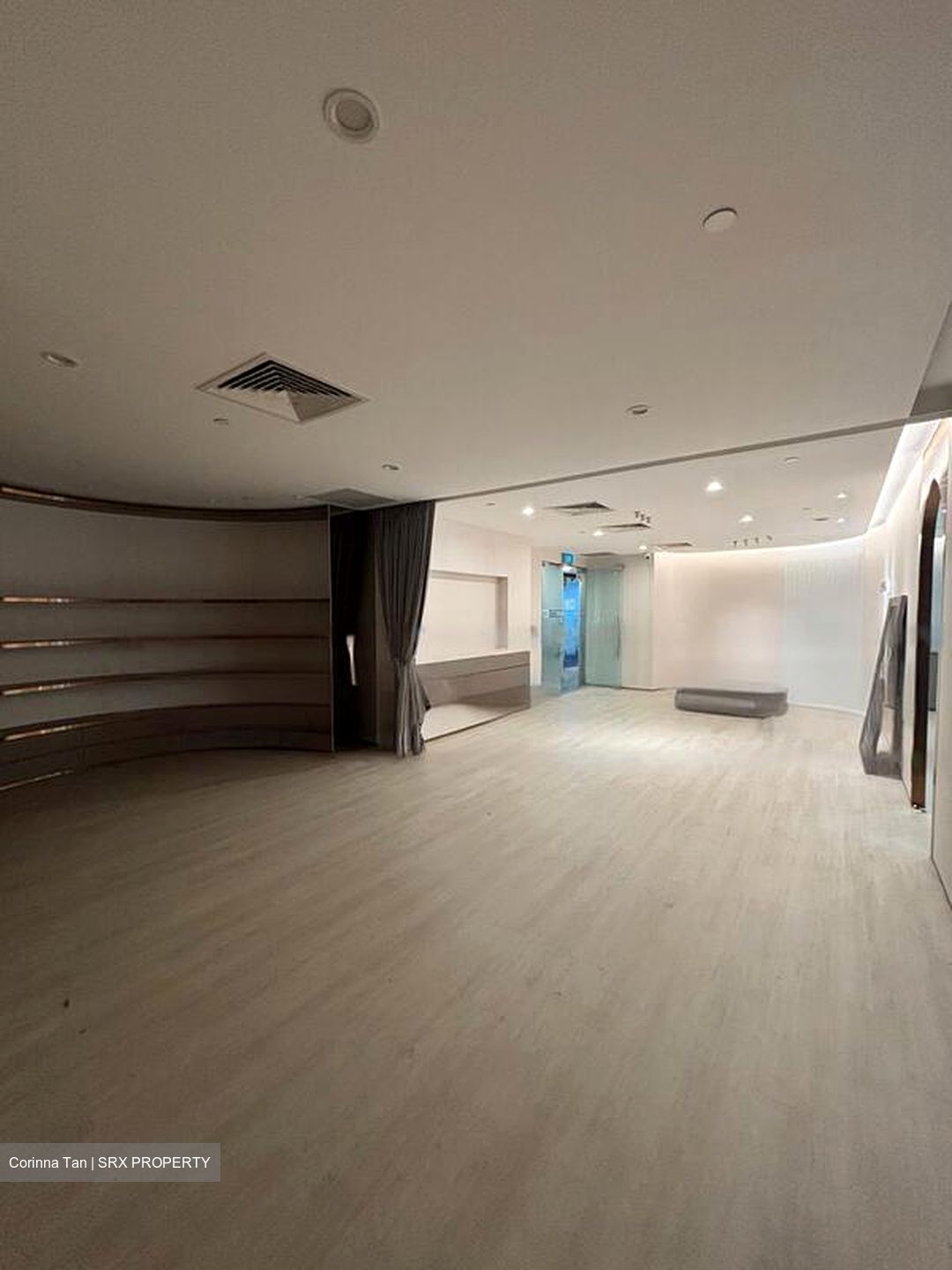 111 Somerset (D9), Office #484828011